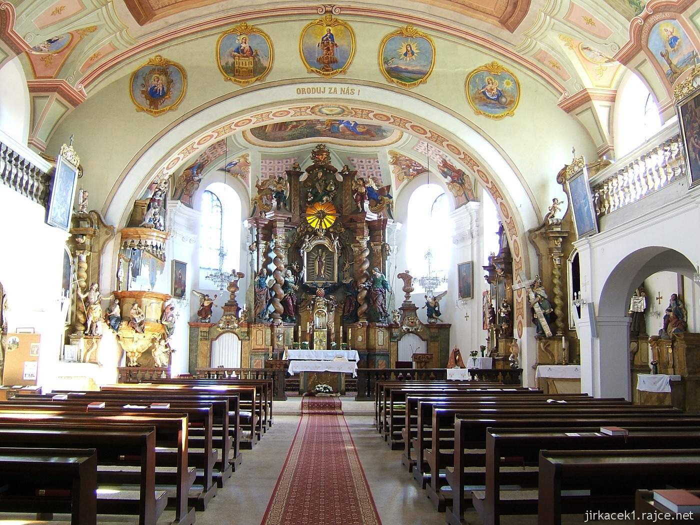 Bozkov - kostel Navštívení Panny Marie - interiér