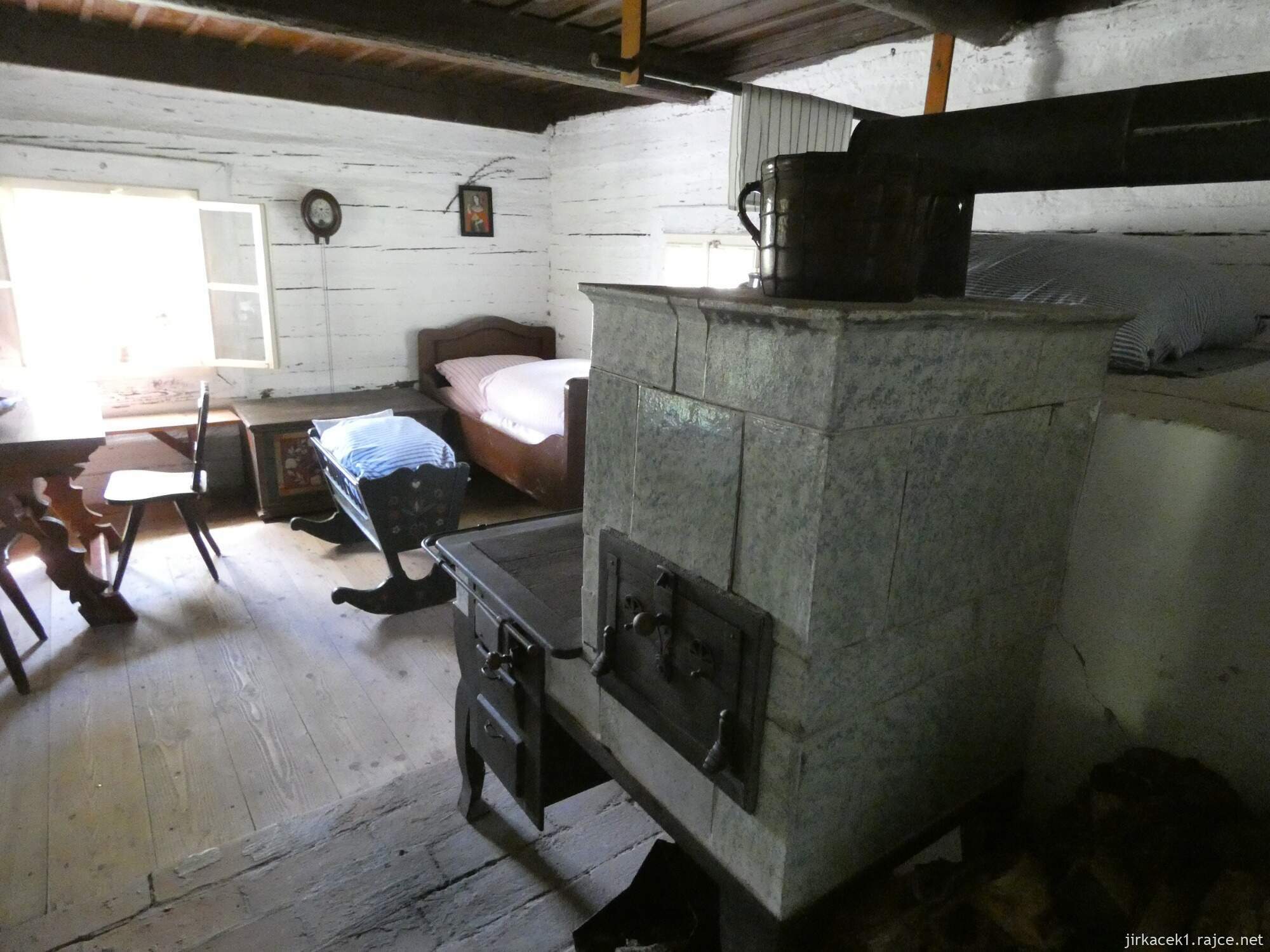 N - Kouřim - skanzen a muzeum lidových staveb 023 - chalupa z Budče u Ledče nad Sázavou