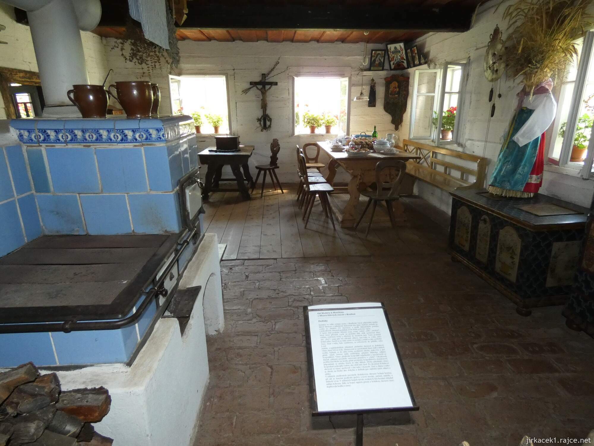 N - Kouřim - skanzen a muzeum lidových staveb 093 - Rychta z Bradlecké Lhoty