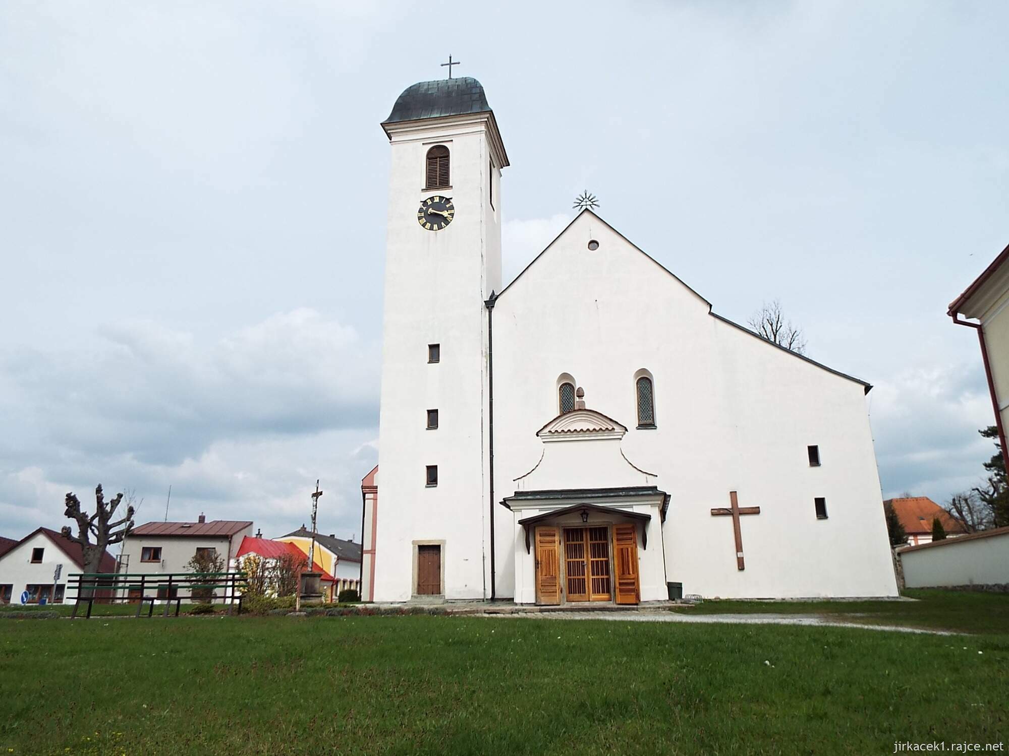 N - Horní Cerekev - Kostel Zvěstování Páně 01 - celkový pohled