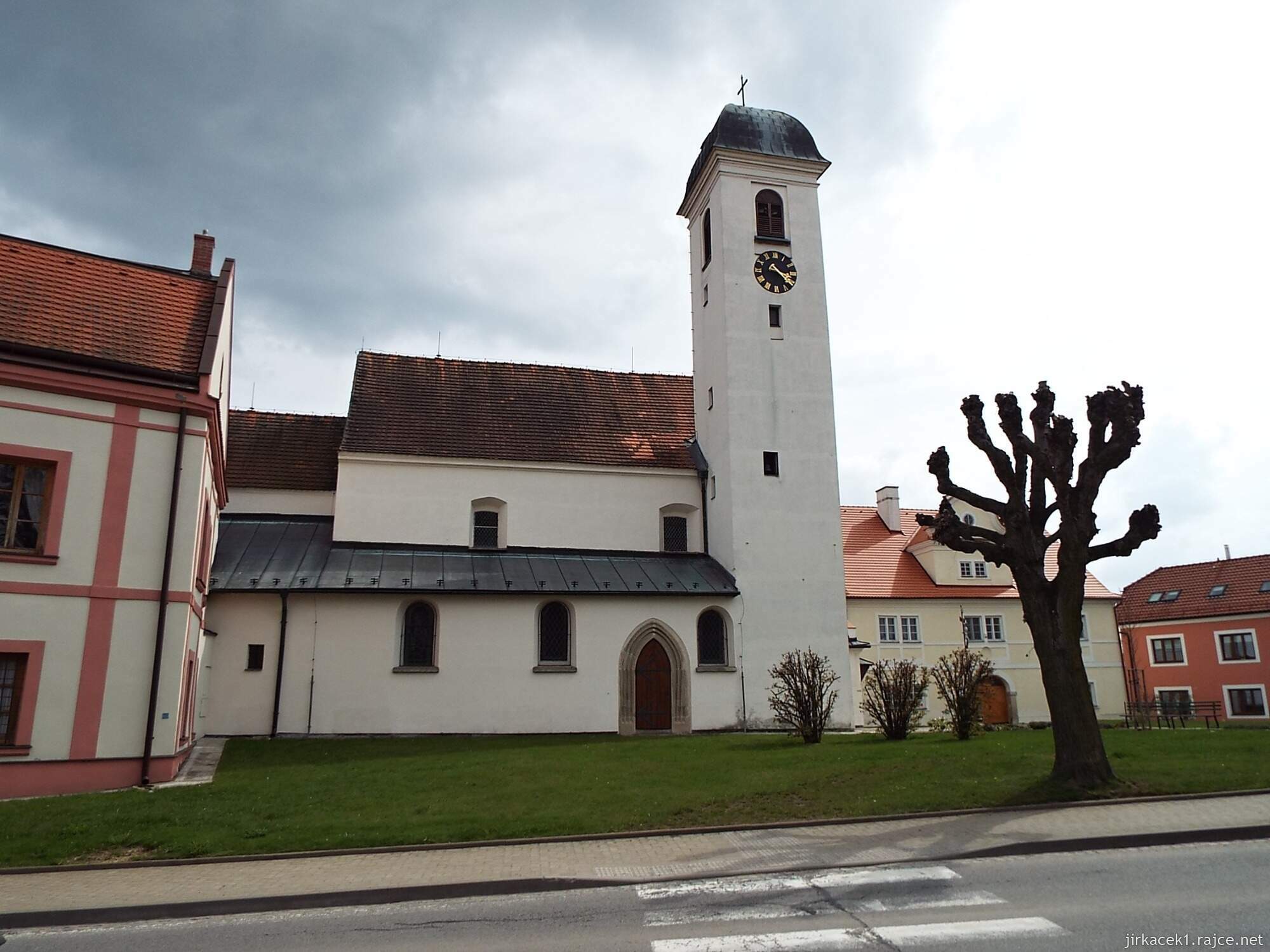 N - Horní Cerekev - Kostel Zvěstování Páně 09 - celkový pohled