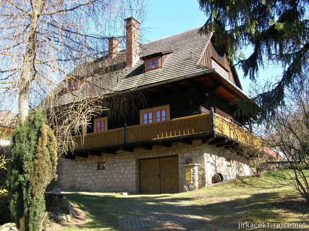 Rusava - Kašparova vila v roce 2012