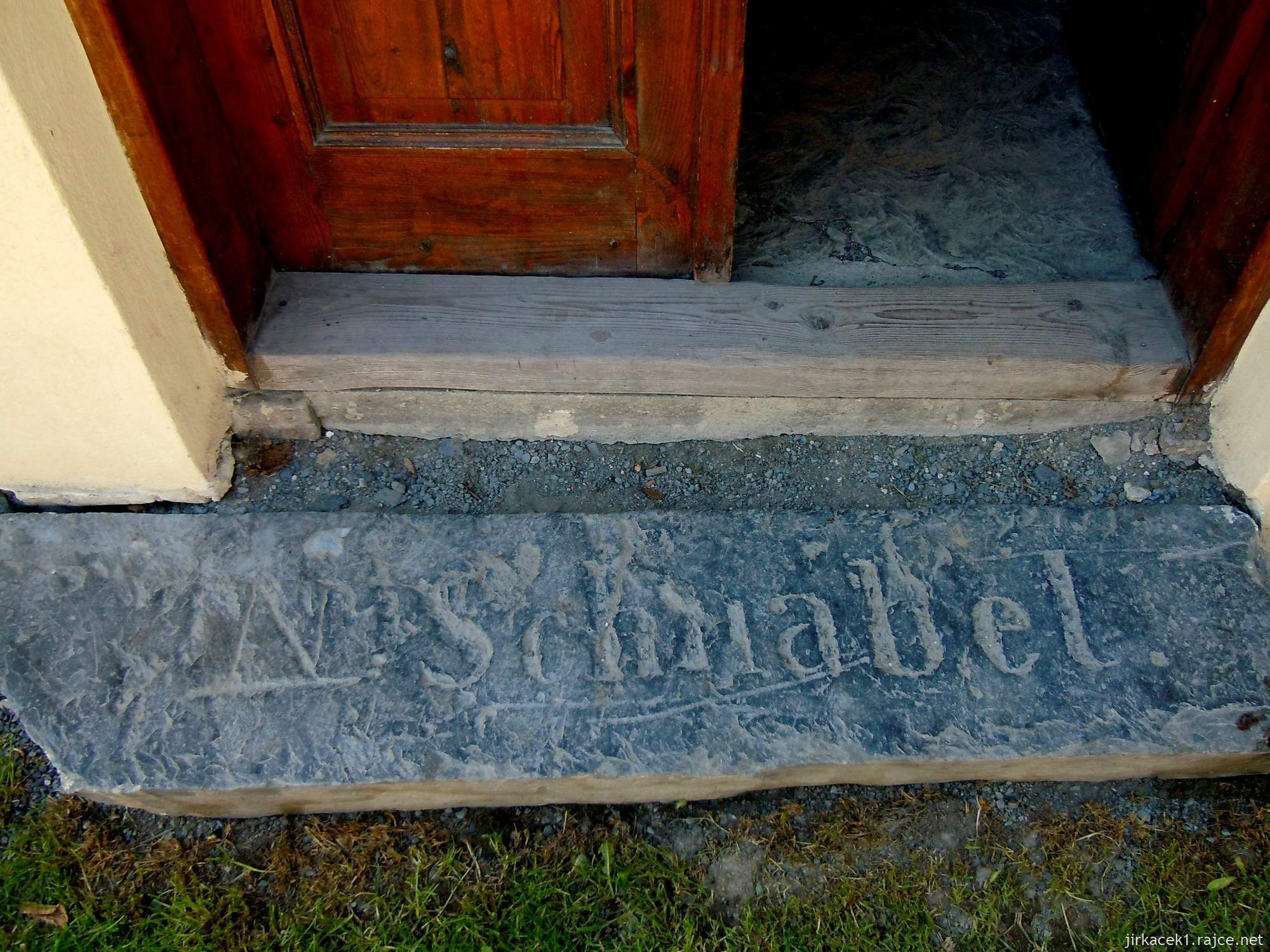 Budišov nad Budišovkou - muzeum břidlice - vchod