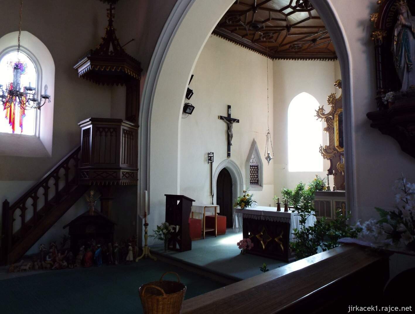 36 - Karlovice - kostel sv. Jiří 06