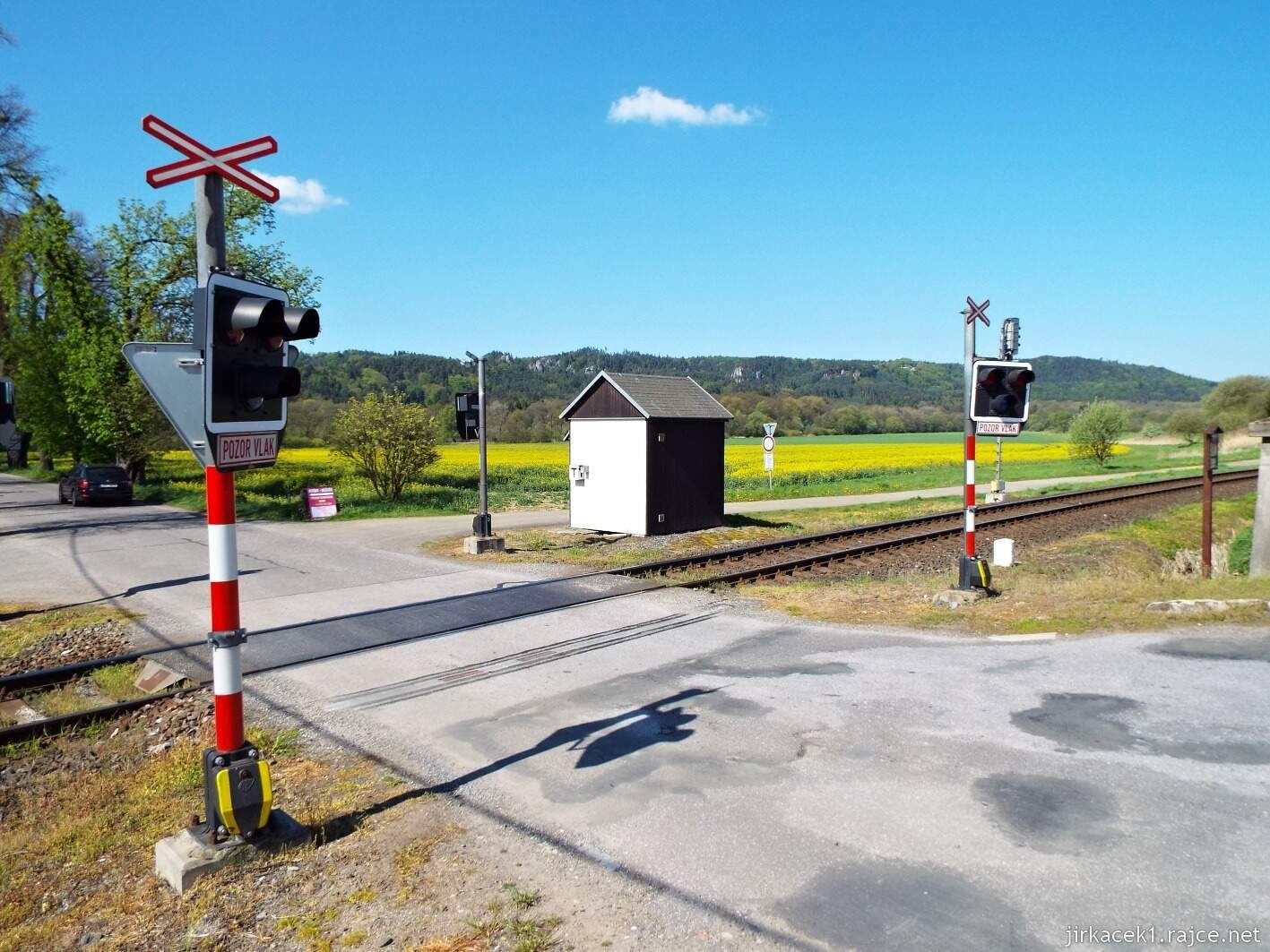 07 - Hruboskalsko 002 - Ze Sedmihorek na Hlavatici - cesta na vlak