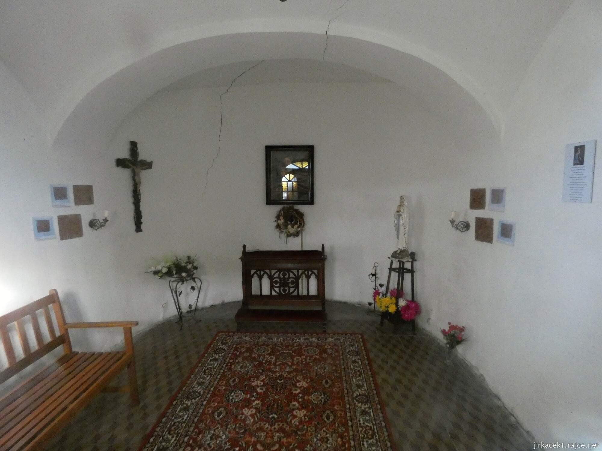 C - Vítkov - kaple sv. Anny 006