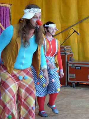 Herci divadla Genus Brno přinesli dětem pohádku Cirkus bude.
