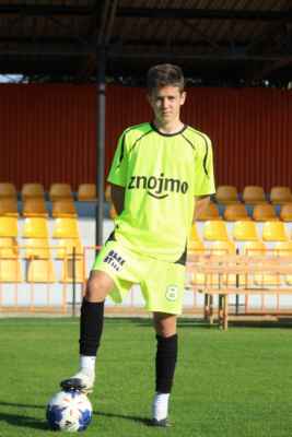 Jakub Beno - patří do základní sestavy a je posilou "A" týmu, za který odehrál 11 zápasů, za "B tým odehrál 4 zápasy a své kvality už projevil i v  zápasech za muže.