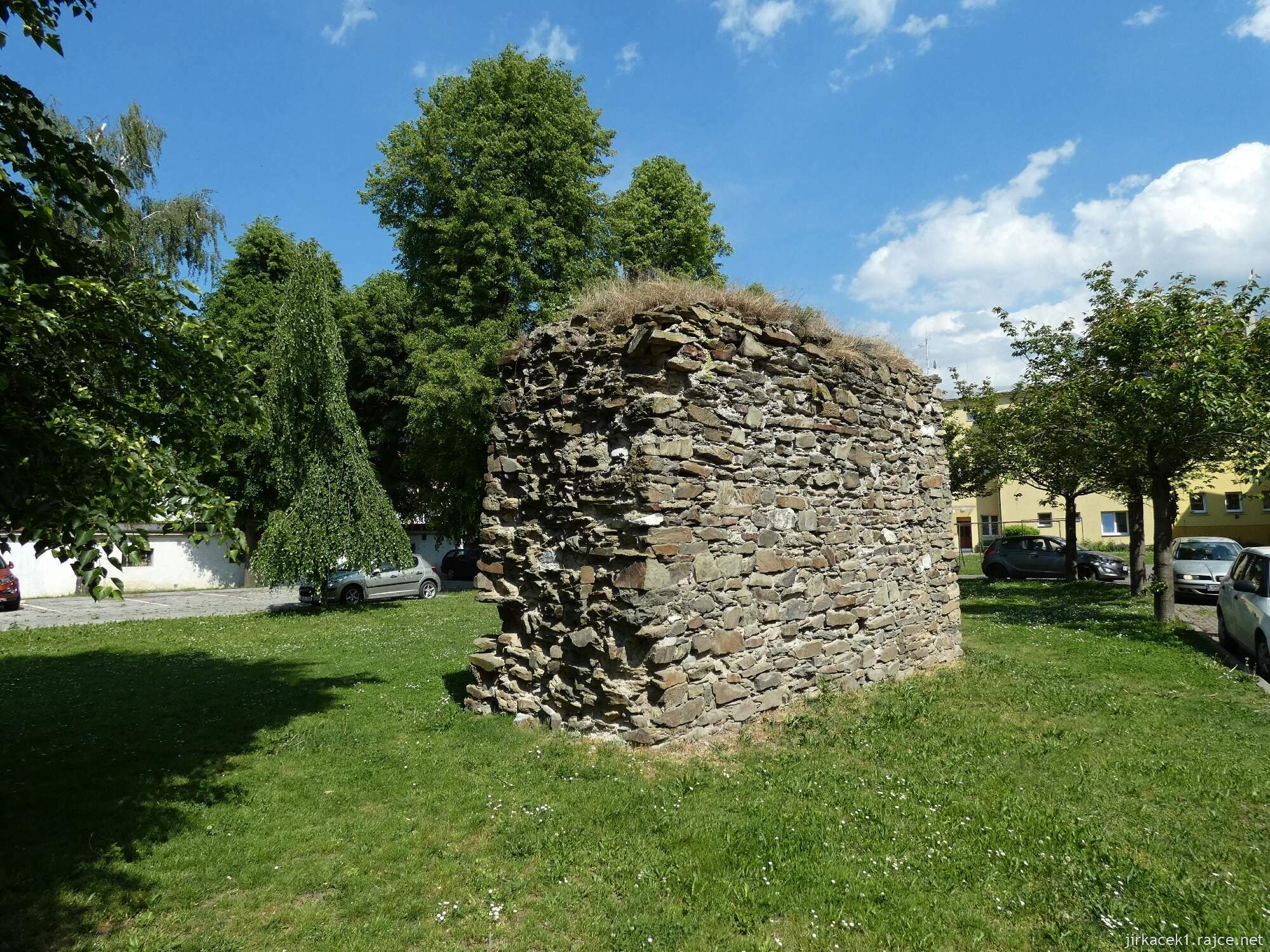 F - Litovel - městské hradby 05 - na ulici Kostelní