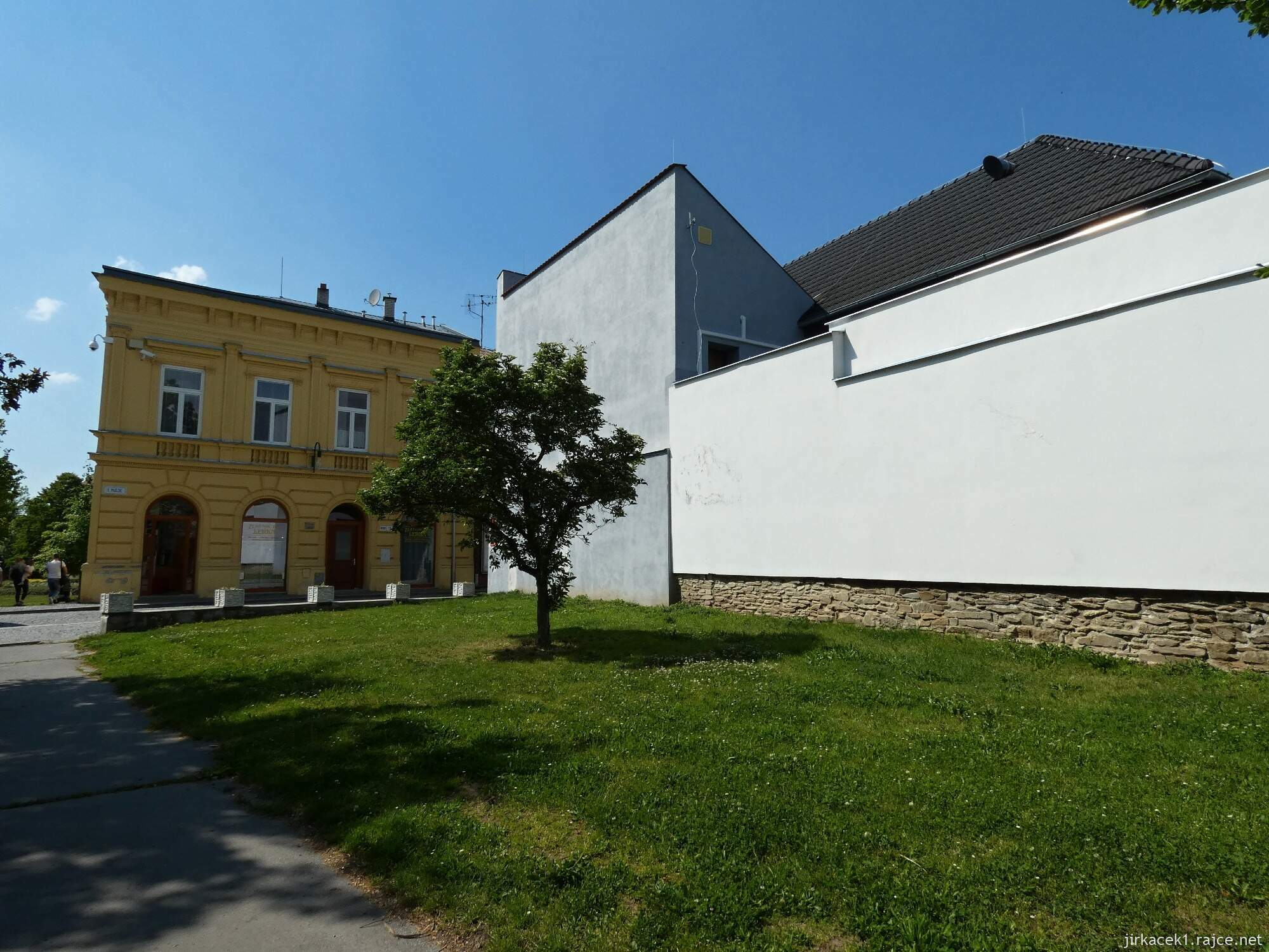 F - Litovel - městské hradby 10 - u parku Míru