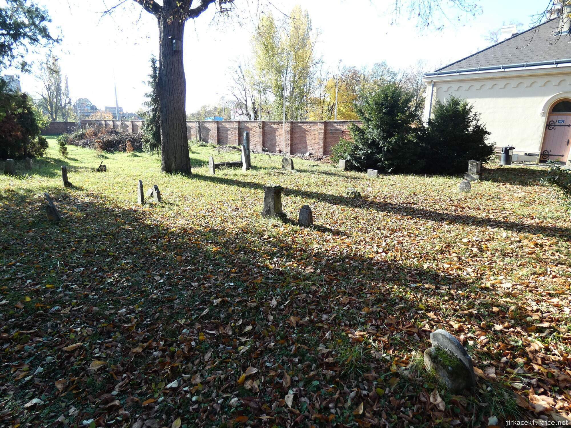 B - Brno - Židenice - židovský hřbitov 075
