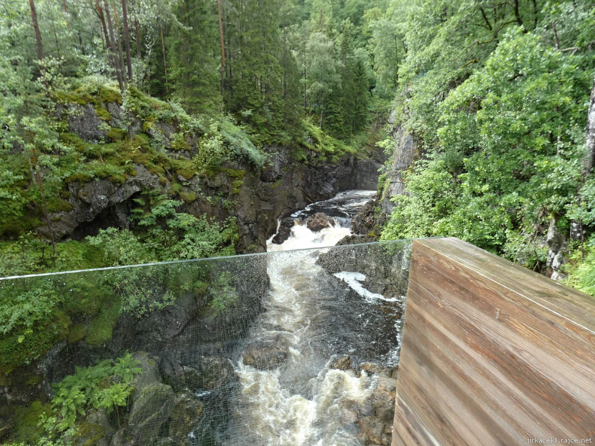 3b - Lyngdal - vodopád Kvåsfossen a muzuem lososů Nasjonalt Villakssenter​ 061