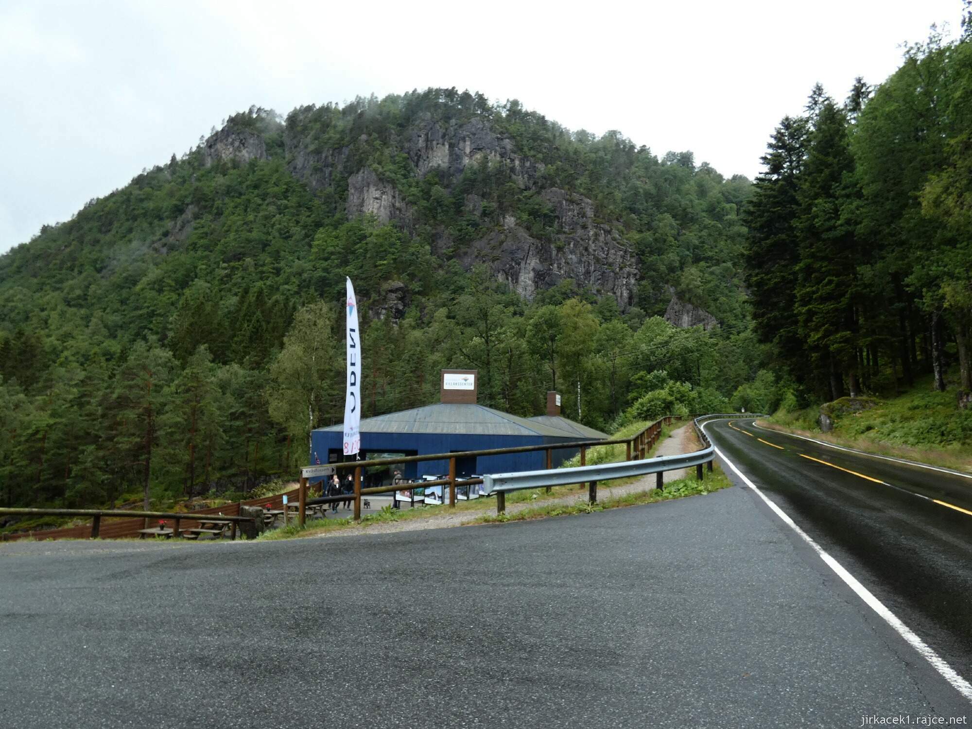 3b - Lyngdal - vodopád Kvåsfossen a muzuem lososů Nasjonalt Villakssenter​ 089