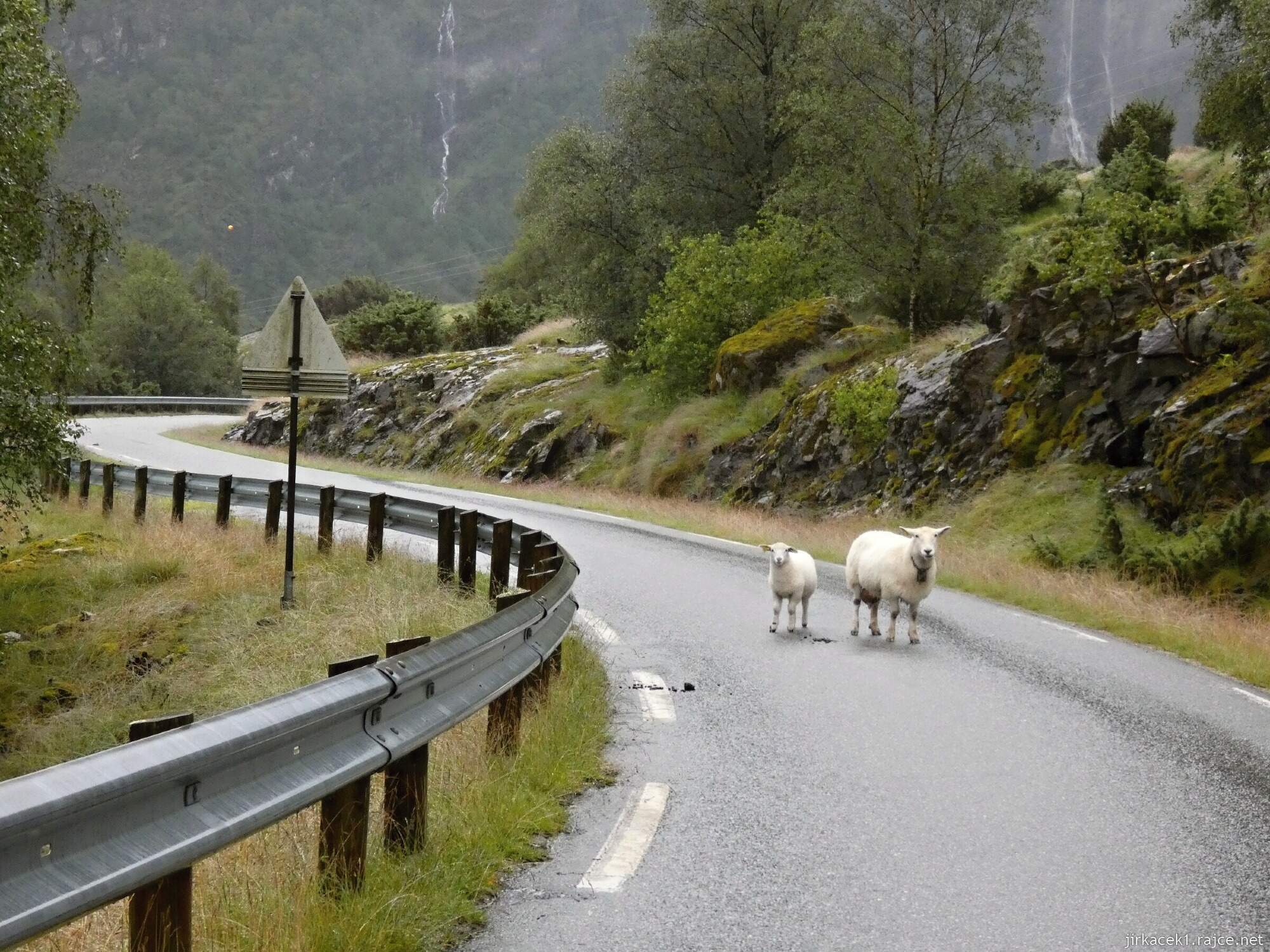 3d - cesta od majáku Lindesnes na ubytování ve vesnici Ørsdalen 001