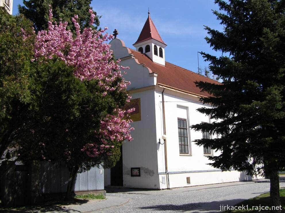 Litovel - Husův sbor (bývalá sokolovna)