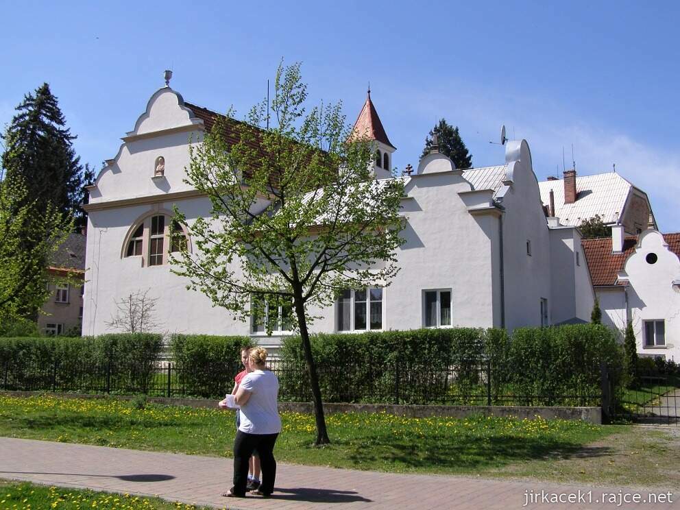 Litovel - Husův sbor (bývalá sokolovna)