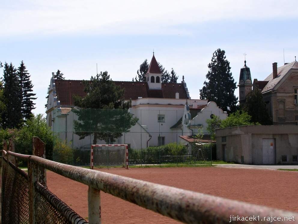 Litovel - Husův sbor (bývalá sokolovna)