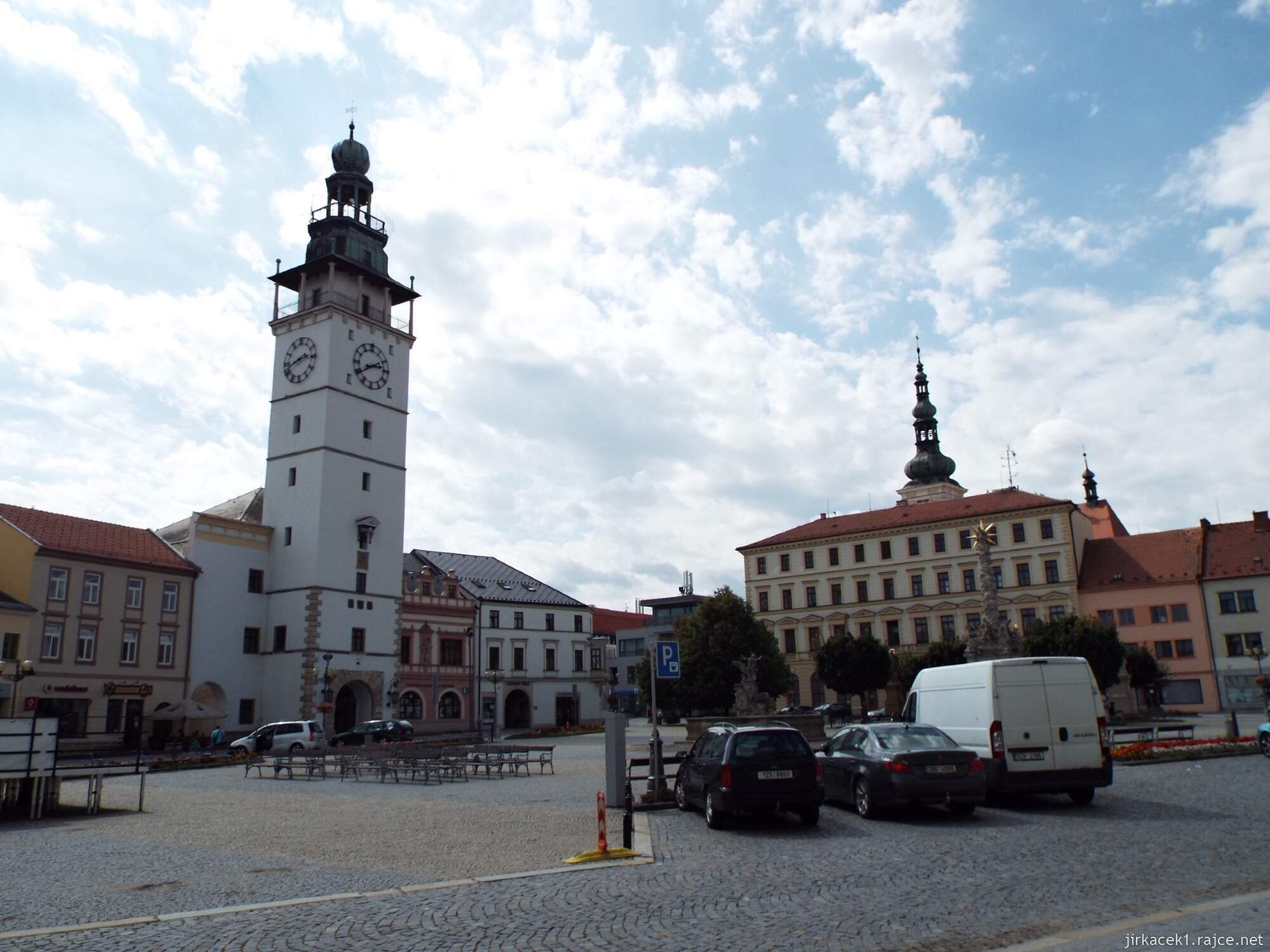 CH - Vyškov - Masarykovo náměstí 09 - roh náměstí s radnicí, domem č.2 a č.45 KB